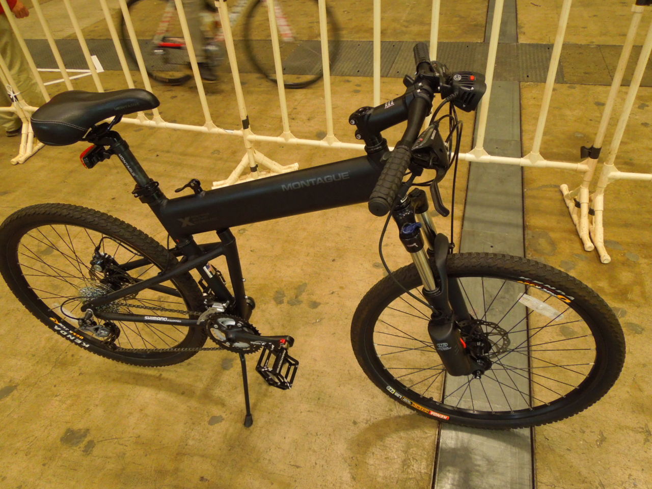 montague hummer bike